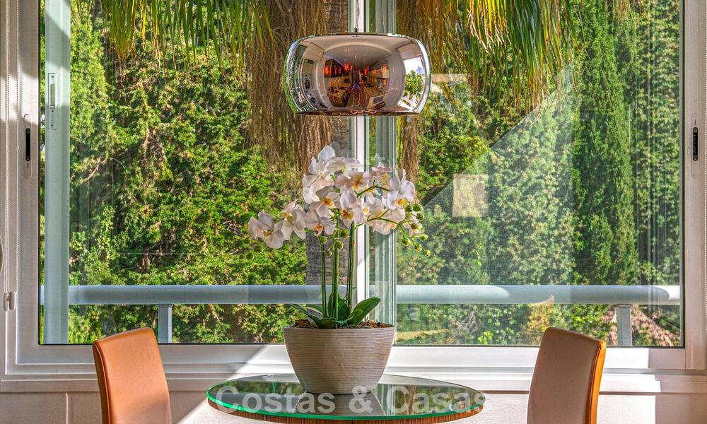 Hoogwaardig duplex penthouse te koop in een felbegeerd golfcomplex in Nueva Andalucia, Marbella 800951