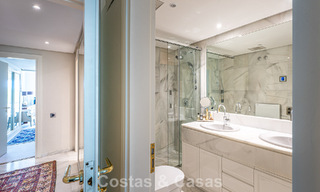 Hoogwaardig duplex penthouse te koop in een felbegeerd golfcomplex in Nueva Andalucia, Marbella 800978 