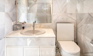 Hoogwaardig duplex penthouse te koop in een felbegeerd golfcomplex in Nueva Andalucia, Marbella 800983 