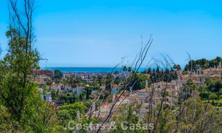 Ruime familiewoning te koop in een kleinschalige gated urbanisatie in het begeerde Nueva Andalucia, Marbella 801084 