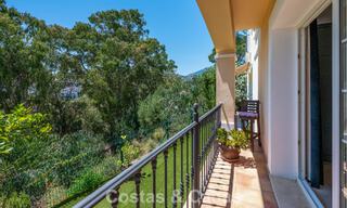 Ruime familiewoning te koop in een kleinschalige gated urbanisatie in het begeerde Nueva Andalucia, Marbella 801096 