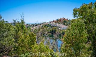 Ruime familiewoning te koop in een kleinschalige gated urbanisatie in het begeerde Nueva Andalucia, Marbella 801115 