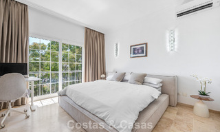 Ruime familiewoning te koop in een kleinschalige gated urbanisatie in het begeerde Nueva Andalucia, Marbella 801117 