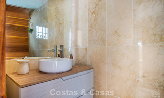 Ruime familiewoning te koop in een kleinschalige gated urbanisatie in het begeerde Nueva Andalucia, Marbella 801123 
