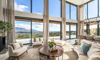 Indrukwekkende luxevilla met moderne minimalistische architectuur te koop in de heuvels van Oost-Marbella 801142 