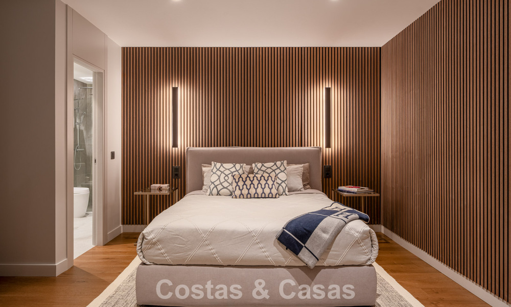 Indrukwekkende luxevilla met moderne minimalistische architectuur te koop in de heuvels van Oost-Marbella 801156