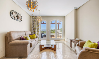 Prachtig 3-slaapkamer penthouse te koop met ruim dakterras in een golfomgeving van Marbella - Benahavis 801361 