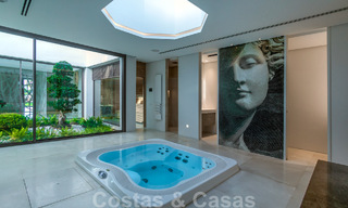 Instapklare, luxueuze, moderne villa te koop, met schitterend uitzicht in La Quinta, een golfurbanisatie in Marbella - Benahavis 801022 