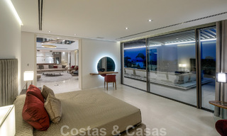 Instapklare, luxueuze, moderne villa te koop, met schitterend uitzicht in La Quinta, een golfurbanisatie in Marbella - Benahavis 801069 