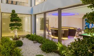 Instapklare, luxueuze, moderne villa te koop, met schitterend uitzicht in La Quinta, een golfurbanisatie in Marbella - Benahavis 801070 