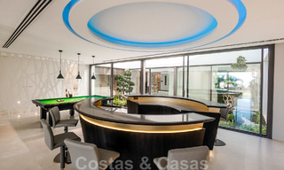 Instapklare, luxueuze, moderne villa te koop, met schitterend uitzicht in La Quinta, een golfurbanisatie in Marbella - Benahavis 801078 
