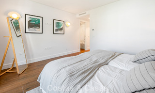 Ruim, luxe appartement te koop in een begeerd complex op de Golden Mile, Marbella 801374 
