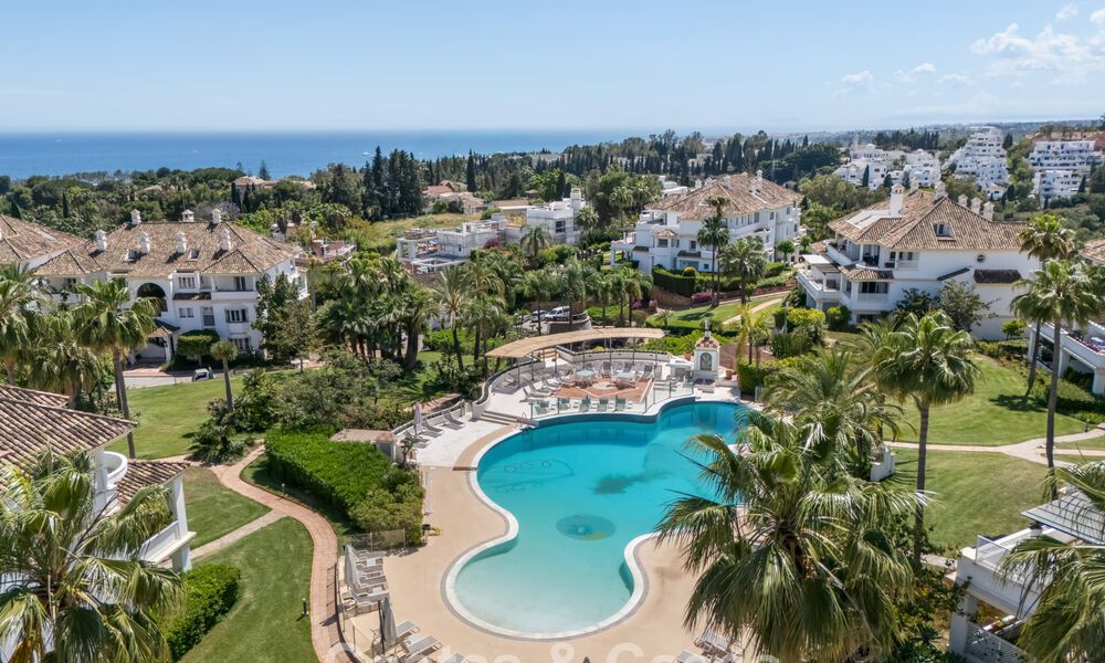 Ruim, luxe appartement te koop in een begeerd complex op de Golden Mile, Marbella 801377