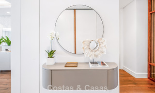 Ruim, luxe appartement te koop in een begeerd complex op de Golden Mile, Marbella 801389 