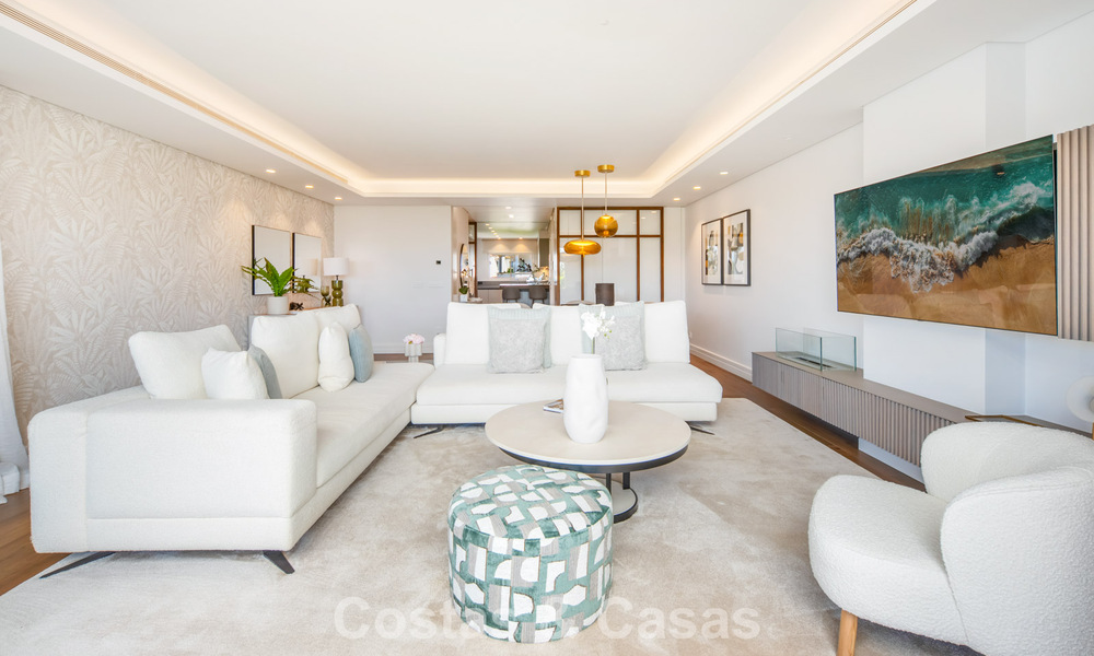 Ruim, luxe appartement te koop in een begeerd complex op de Golden Mile, Marbella 801398