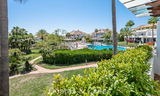 Ruim, luxe appartement te koop in een begeerd complex op de Golden Mile, Marbella 801404 