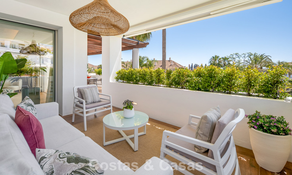Ruim, luxe appartement te koop in een begeerd complex op de Golden Mile, Marbella 801407