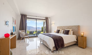 Ruim appartement met supergrote privétuin en prachtige vergezichten te koop ten oosten van Marbella 801439 