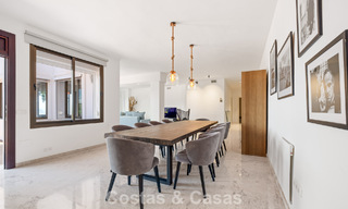 Ruim appartement met supergrote privétuin en prachtige vergezichten te koop ten oosten van Marbella 801457 