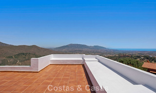 Royaal, modern penthouse met weidse vergezichten te koop ten oosten van Marbella 801489 
