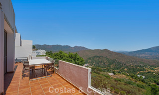 Royaal, modern penthouse met weidse vergezichten te koop ten oosten van Marbella 801530 