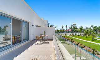 Gloednieuw luxe appartement te koop op loopafstand van het strand op de New Golden Mile tussen Marbella en Estepona 801547 