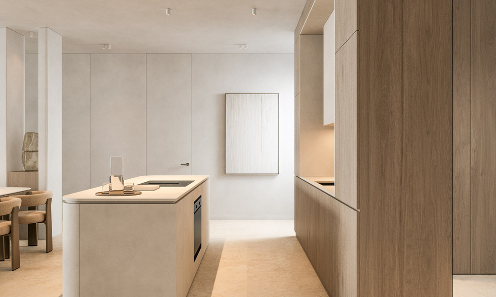 Gerenoveerd luxe appartement met zeezicht te koop in Playas del Duque in Puerto Banus, Marbella 801683