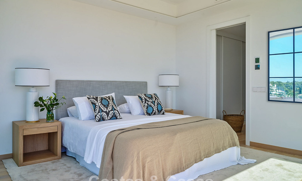 8 gesofisticeerde luxevilla’s met zeezicht te koop nabij Marbella centrum 801645