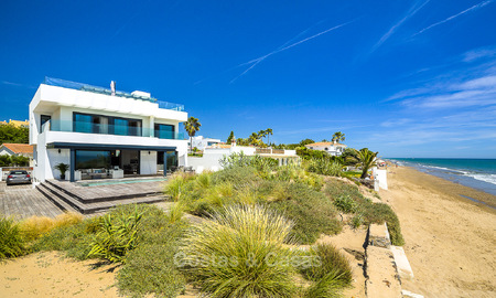 Villa's te koop in Costabella, een beachside urbanisatie aan de mooiste stranden van Marbella 801574