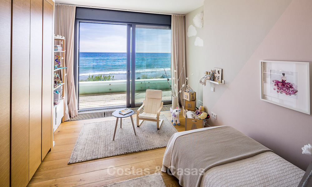 Villa's te koop in Costabella, een beachside urbanisatie aan de mooiste stranden van Marbella 801588