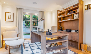 Elegante villa met Franse Provençaalse invloeden te koop in het begeerde Nueva Andalucia, Marbella 801741 