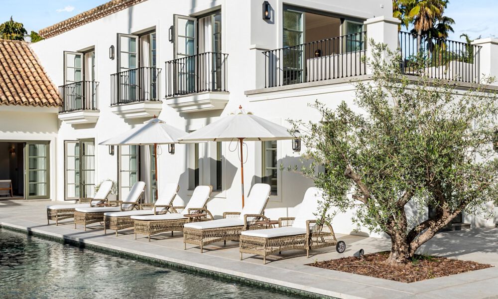 Elegante villa met Franse Provençaalse invloeden te koop in het begeerde Nueva Andalucia, Marbella 801766