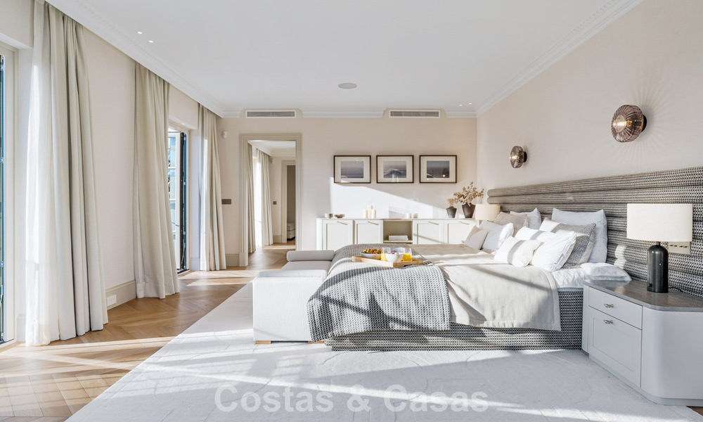 Elegante villa met Franse Provençaalse invloeden te koop in het begeerde Nueva Andalucia, Marbella 801772