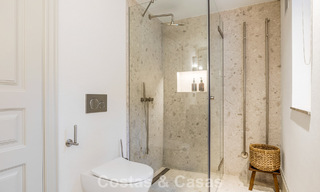 Elegante villa met Franse Provençaalse invloeden te koop in het begeerde Nueva Andalucia, Marbella 801791 