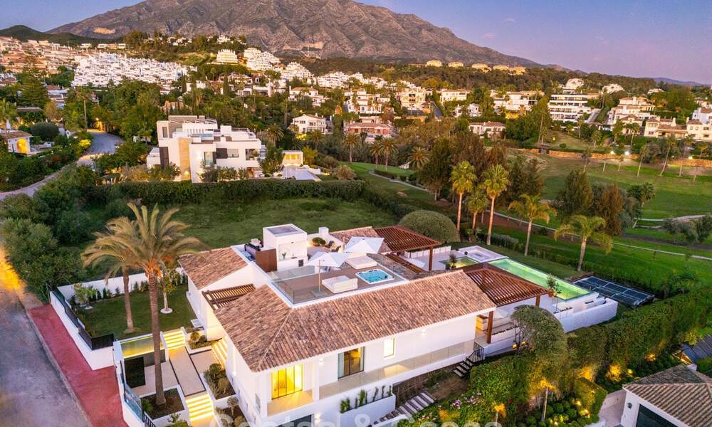 Hedendaagse, mediterrane luxevilla te koop, eerstelijnsgolf in een begeerde golfwijk van Nueva Andalucia, Marbella 801908