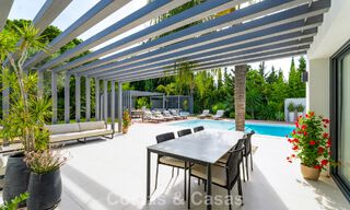 Moderne luxevilla met verwarmd zwembad te koop in La Brisas, Nueva Andalucia, Marbella 801955 