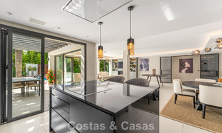 Moderne luxevilla met verwarmd zwembad te koop in La Brisas, Nueva Andalucia, Marbella 801962 