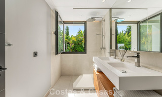 Moderne luxevilla met verwarmd zwembad te koop in La Brisas, Nueva Andalucia, Marbella 801980 