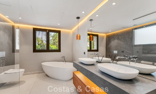 Moderne luxevilla met verwarmd zwembad te koop in La Brisas, Nueva Andalucia, Marbella 801988 