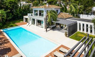 Moderne luxevilla met verwarmd zwembad te koop in La Brisas, Nueva Andalucia, Marbella 801998 