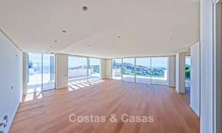 Moderne nieuwbouwappartementen met panoramisch zeezicht te koop nabij Elviria, Marbella Oost 802035 