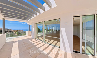 Moderne nieuwbouwappartementen met panoramisch zeezicht te koop nabij Elviria, Marbella Oost 802039 