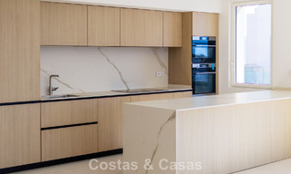 Moderne nieuwbouwappartementen met panoramisch zeezicht te koop nabij Elviria, Marbella Oost 802052 