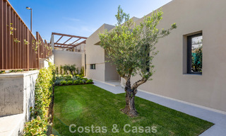 Moderne, nieuwe luxevilla met panoramisch zeezicht te koop in de heuvels van Marbella - Benahavis 802100 