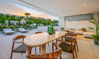 Exclusief duplex appartement met Fendi interieur in vijfsterrencomplex te koop op Marbella’s Golden Mile 802288 