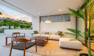 Exclusief duplex appartement met Fendi interieur in vijfsterrencomplex te koop op Marbella’s Golden Mile 802289 