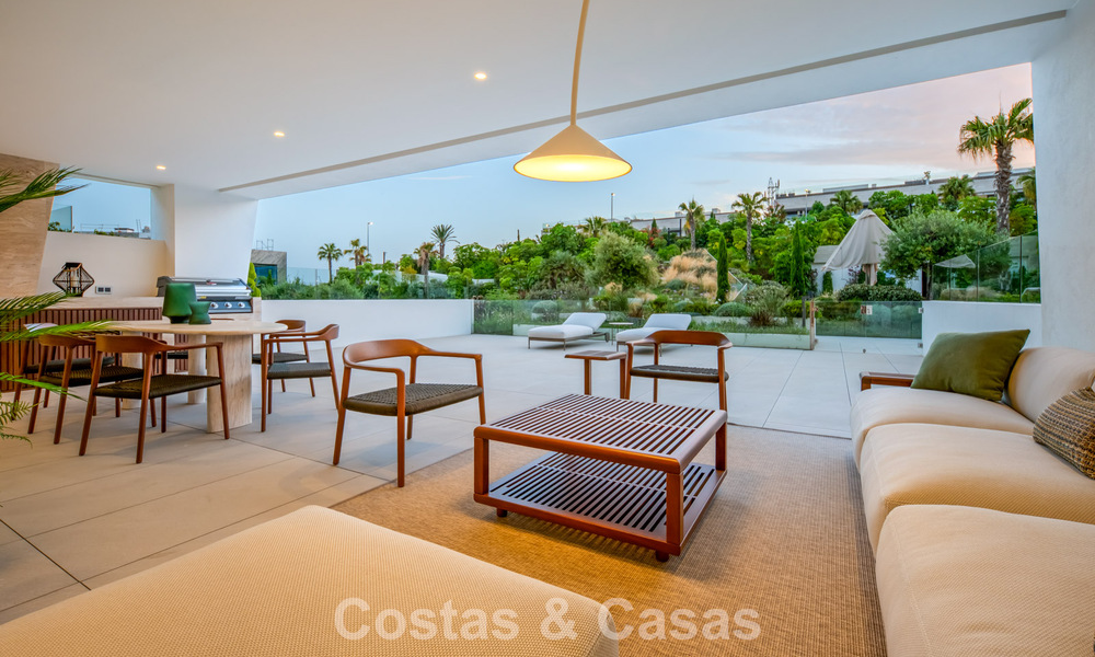 Exclusief duplex appartement met Fendi interieur in vijfsterrencomplex te koop op Marbella’s Golden Mile 802290