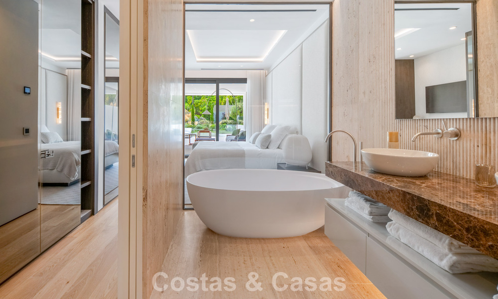 Exclusief duplex appartement met Fendi interieur in vijfsterrencomplex te koop op Marbella’s Golden Mile 802300