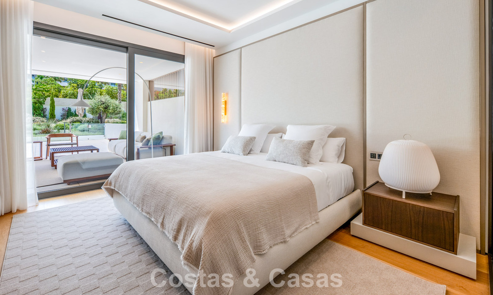 Exclusief duplex appartement met Fendi interieur in vijfsterrencomplex te koop op Marbella’s Golden Mile 802301