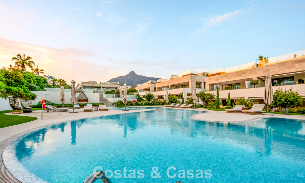 Exclusief duplex appartement met Fendi interieur in vijfsterrencomplex te koop op Marbella’s Golden Mile 802343